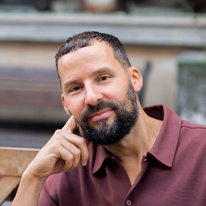 Isam B – 2026.1 300 X 300 – Hjemmeside